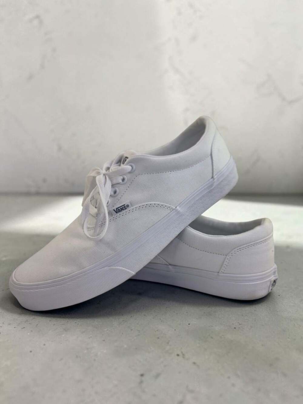 Vans Doheny Triple White Canvas Skate Sneakers Shoes
